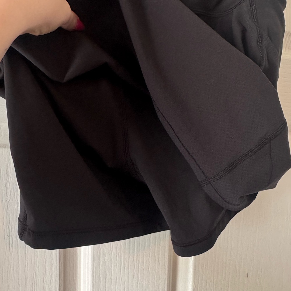 NWT ATHLETA Black “Action Skort in Dobby 16.5”” - Picture 4 of 8
